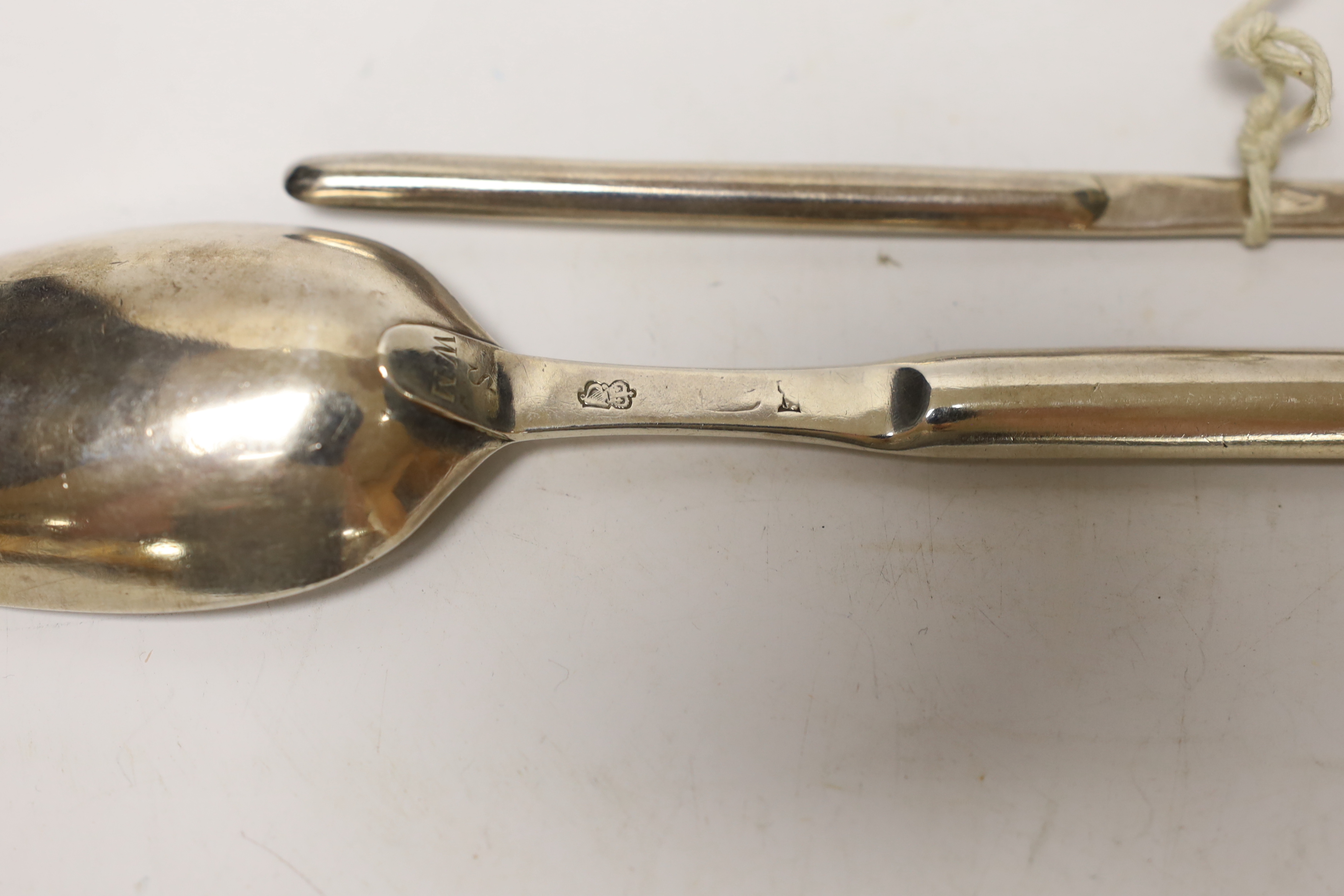 Two mid 18th century Irish silver combination marrow scoop spoons, marks rubbed, longest 22.8cm, 126 grams.